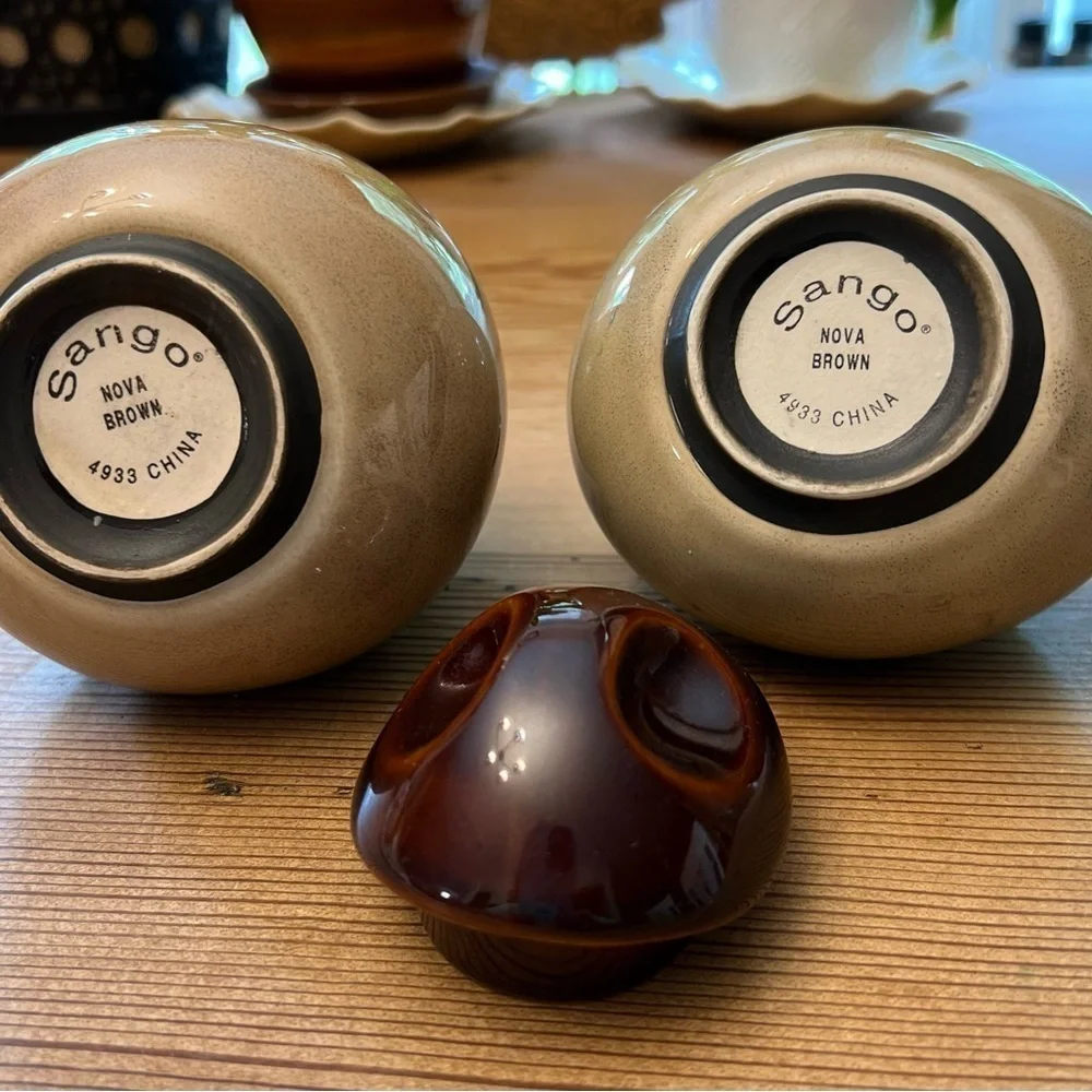 Vintage Nova Sango Brown Lidded Sugar & Creamer